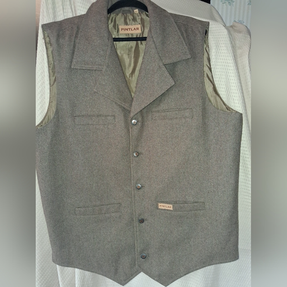 Pintlar Tan Button-Up Vest
